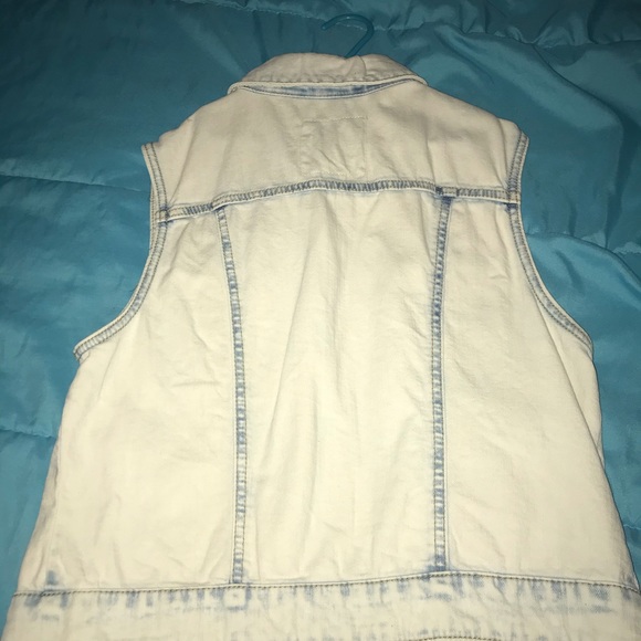 Blue jean vest - Picture 2 of 2